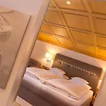 アラベル ホテル 4*